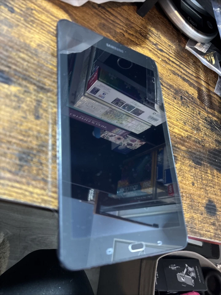 Tablet Samsung AT&T SM-T377A SOLO PARA REPUESTOS Foto 2 de 4