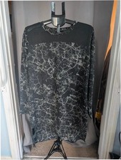 Next Size 20 Black and White Marble Print Long Sleeve Tunic Top