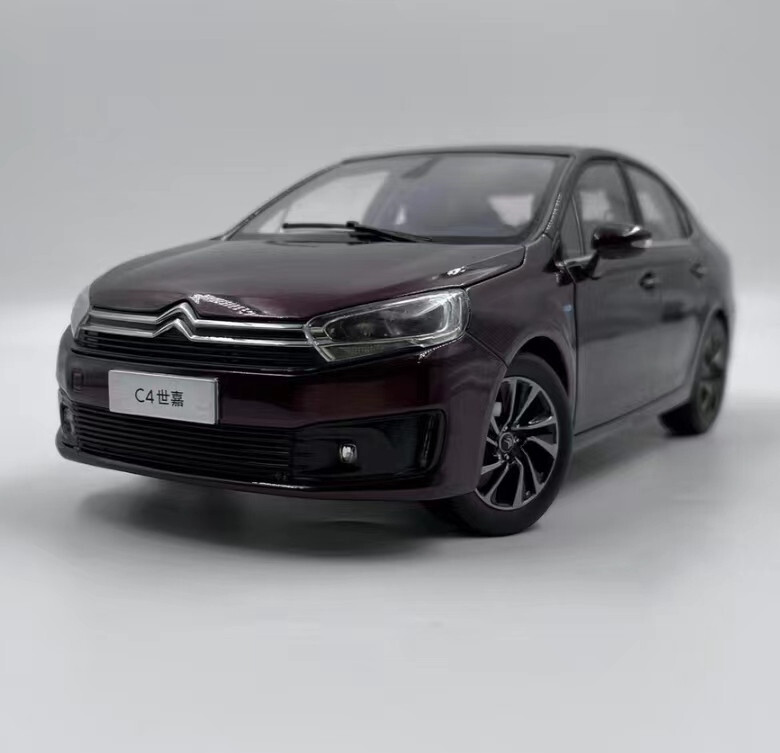 1/18 Citroen C4 sedan 2016 China DongFeng Citroen Dealer model