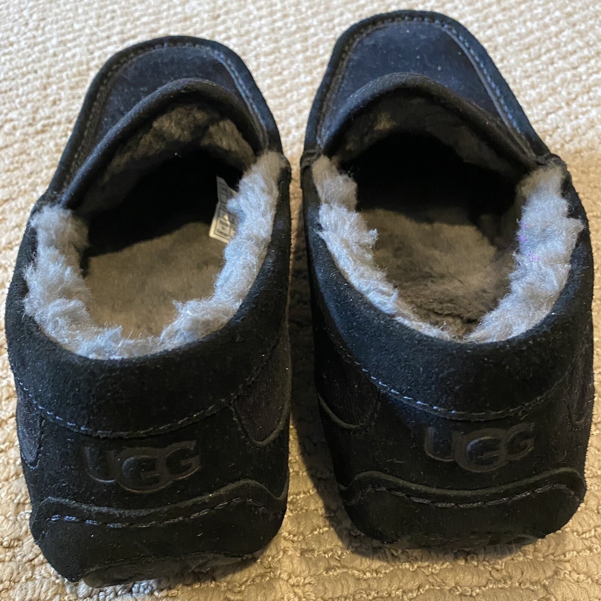 New UGG Ascot Corduroy II Slippers Mens US 9 Black | eBay display picture 1