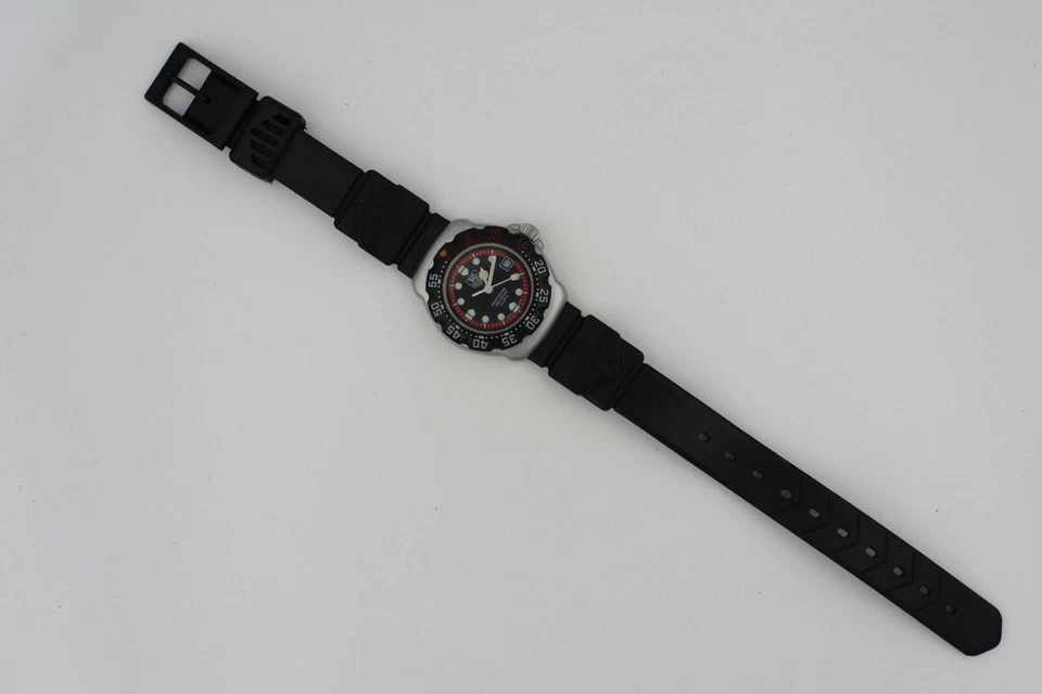 Tag Heuer 374.508 Womens Formula 1 Watch Black Silver Red White WA1414 BS0481 - Image 4 of 4