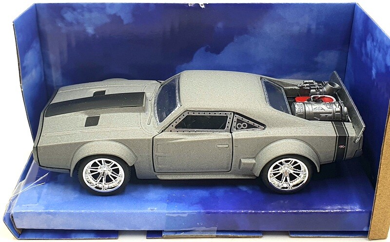 JADA TOYS FAST & Furious Dom's Ice Charger Dodge Modellino Auto 1:32
