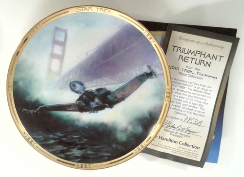 1x  RJP115: Star Trek: The Movies Plate Collection: Star Trek: Triumphant Return