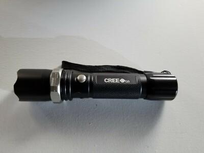 New CREE Q5 LED Flashlight 240 LM Zoomable Focus 3 Modes Lifesaving Hammer  Torch | eBay