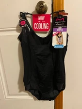 NEW SIZE MEDIUM WOMEN MAIDENFORM FIRM CONTROL WEAR YOUR OWN BRA BODYBRIEFER