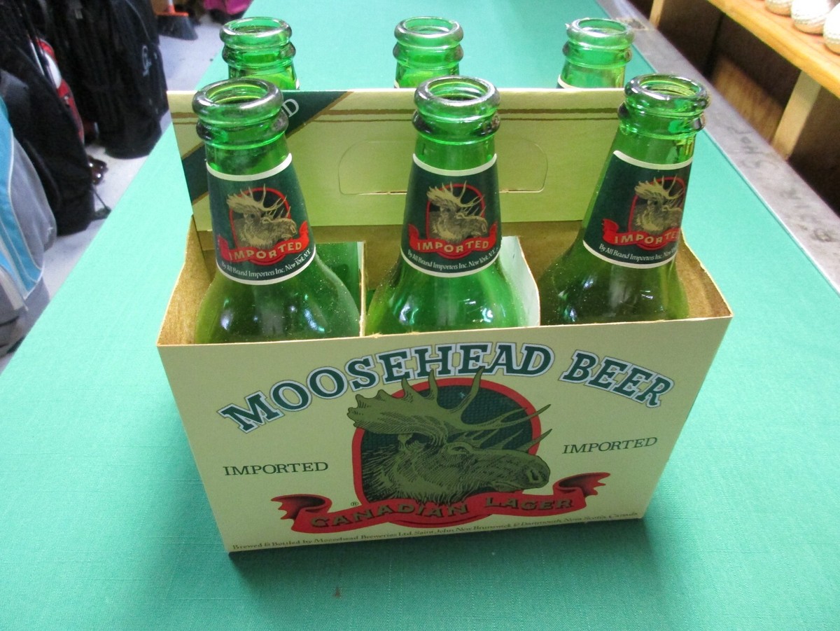 MOOSEHEAD BEER,Wooden Case,24 bottles,Carboard Box,Wooden Checker
