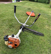 STIHL FS55 Petrol 2-Stroke Brush Cutter Two-Handed Grip Harness + Guard