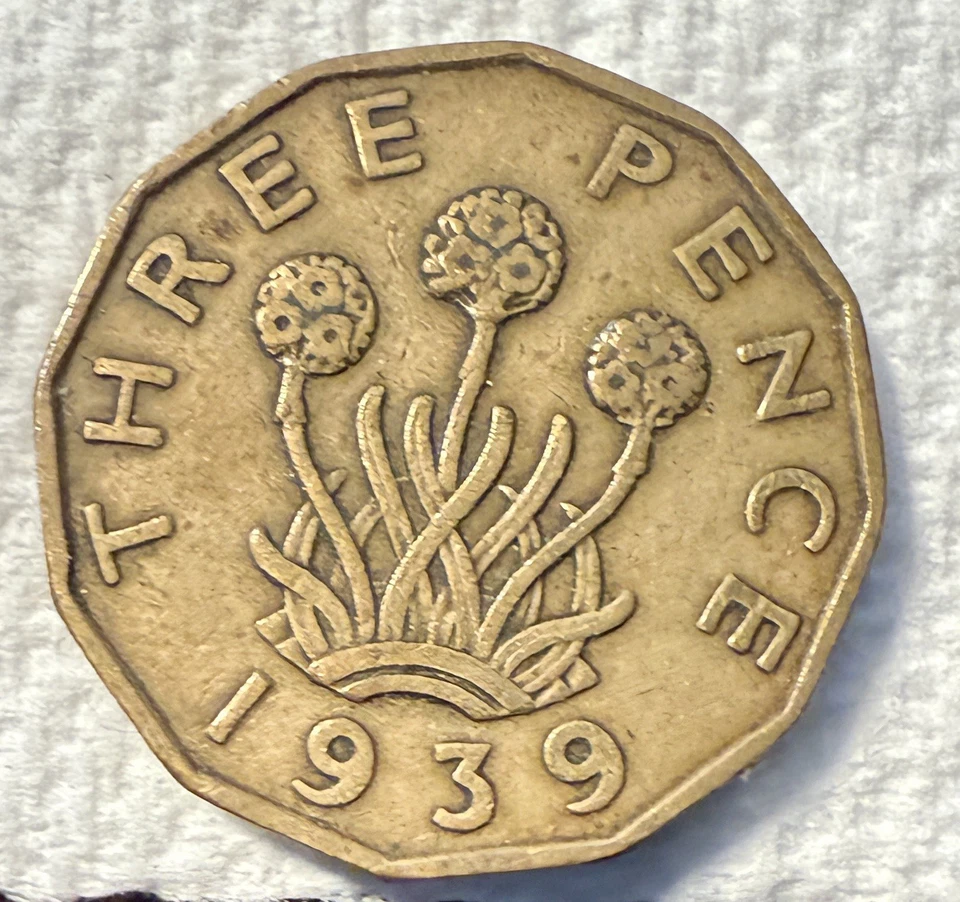 1939 Great Britain GEORGIVS VI D:G:BR:OMN:REX F:D:IND:IMP.' Nickel-Brass - Image 3 of 4