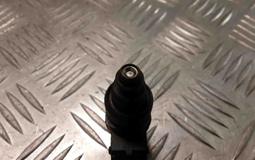 VW GOLF IV 1J1 Einspritzdüse 037906031AA 1.60 Petrol 110kw 2002 28379137