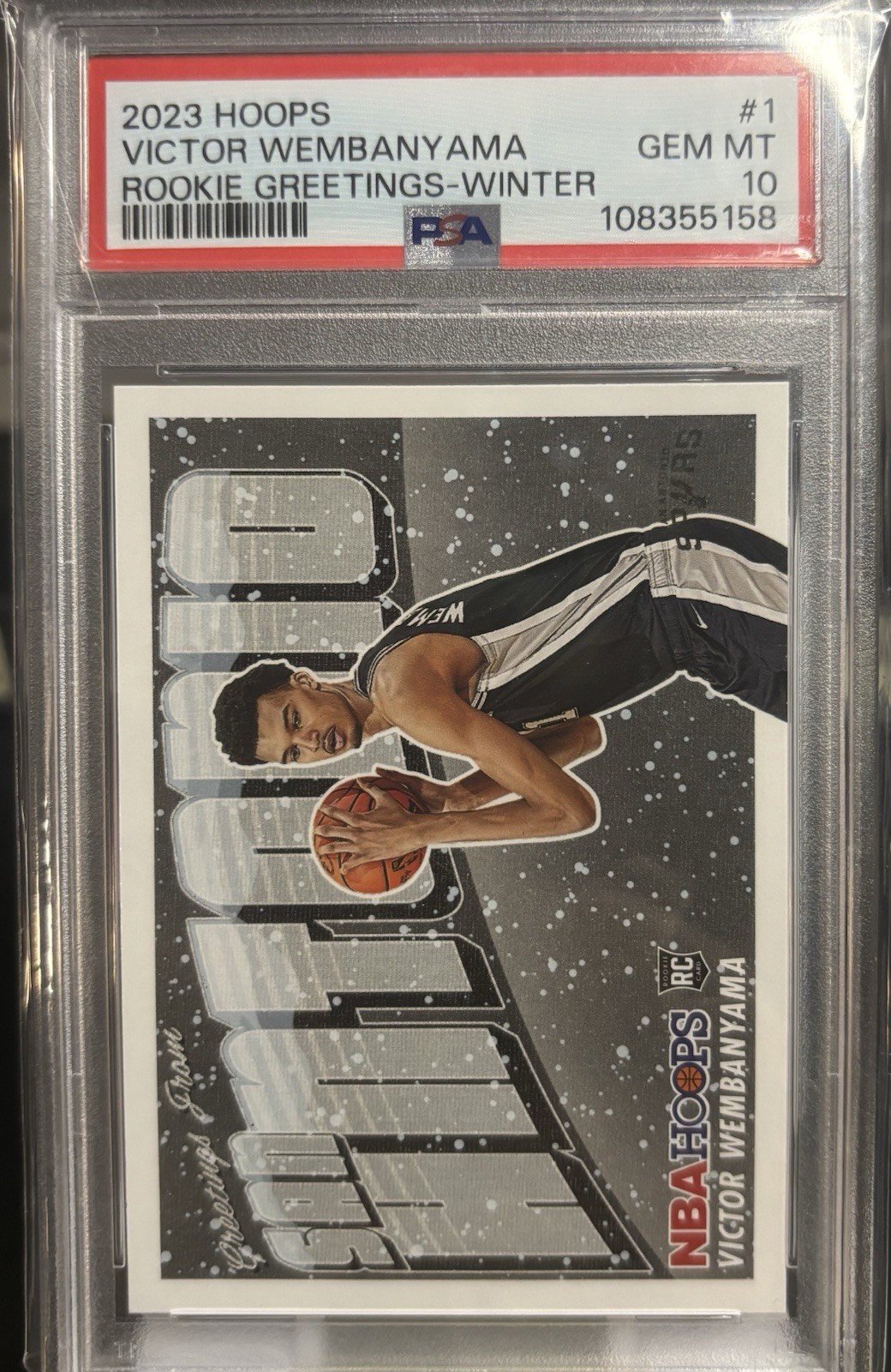 2023-24 NBA HOOPS Rookie Greetings Victor Wembanyama #1 (RC) Winter PSA 10