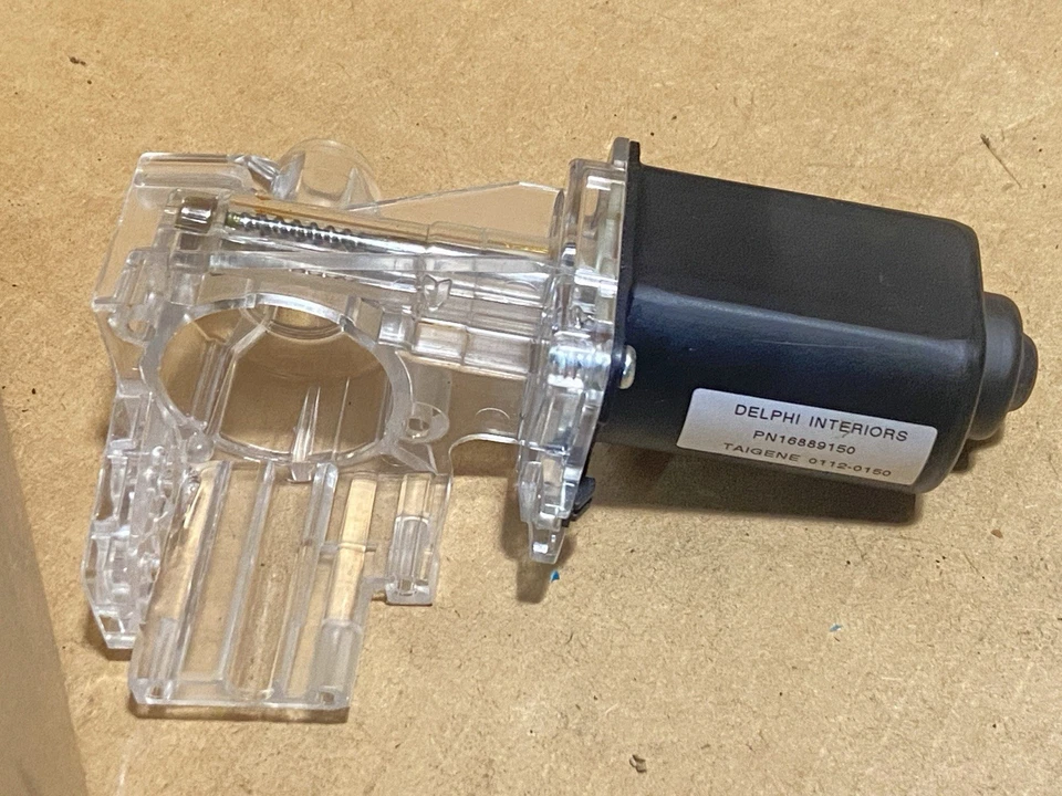 GM 16889150 Trunk Lid Rear Compartment Pull Down Motor -- NOS OEM - Image 3 of 4