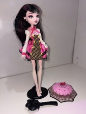 Monster High Draculaura Doll Forbitten Love School’s Out 2008