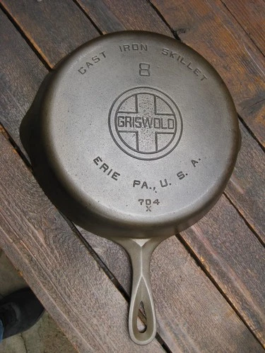 Nice Restored Vintage Griswold #8 Large Block Logo Cast Iron Skillet 704-X