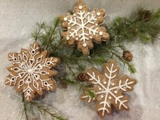 Gingerbread Cookie SNOWFLAKE Christmas Tabletop Display 3 designs to choose from