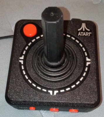 Atari Spielkonsole TV Joystick Jakks Pacific 10 in 1 Atari 2006