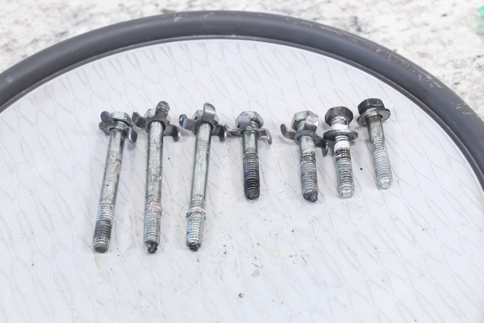 2005 HARLEY-DAVIDSON ROAD KING CLASSIC FLHRCI Inner Clutch Cover Bolts 4086A
