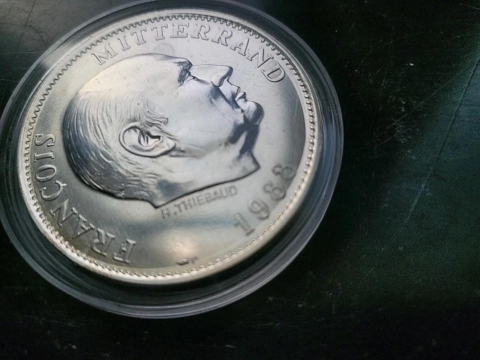 Médaille FRANCOIS MITTERRAND 1988 , Président France. Argent/ Silver 925°, 31 gr - Photo 2/4