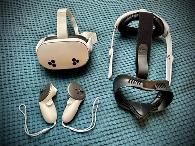 Meta Quest 3S 128GB VR Brille mit Controllern und Original Verpackung # KIWI #