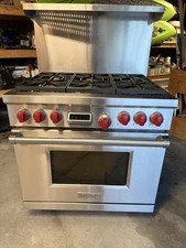 Wolf Range 36” Dual Fuel (240V) NG