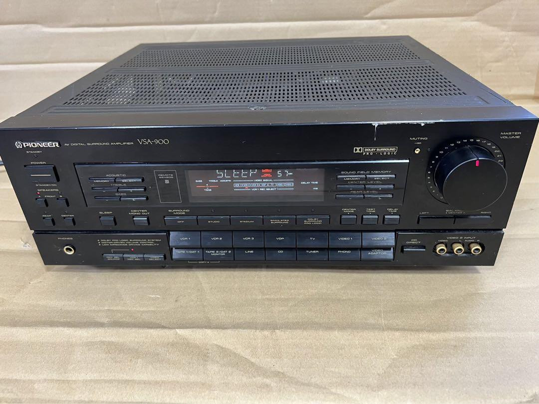 Pioneer VSA-900 AV control center with Dolby Pro Logic