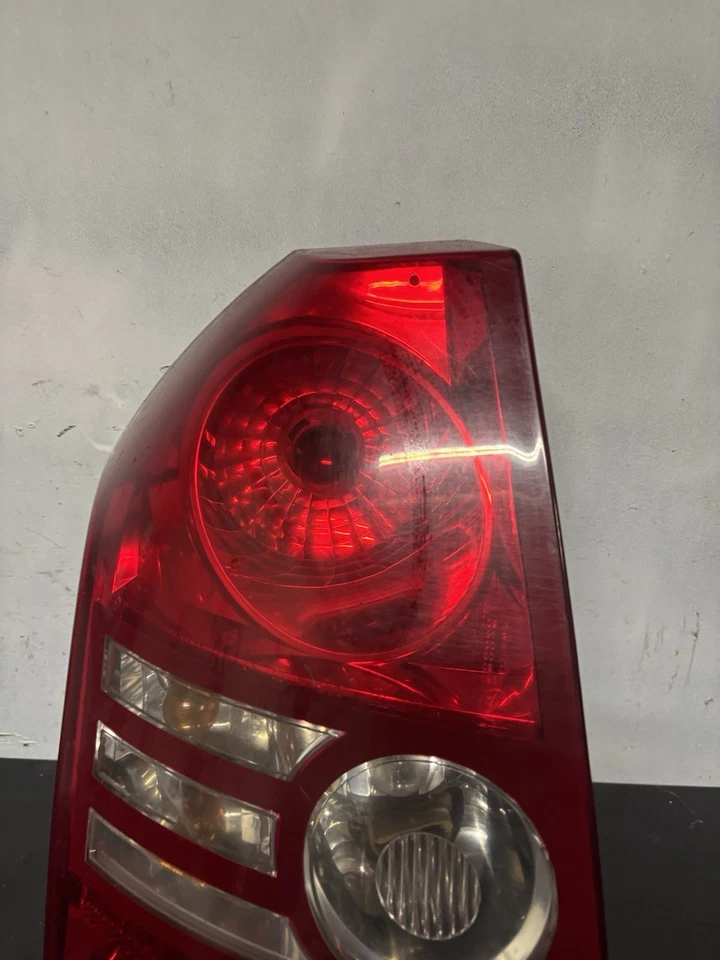 2008 CHRYSLER 300 LEFT DRIVER SIDE  Rear Tail Light OEM - Image 2 of 4