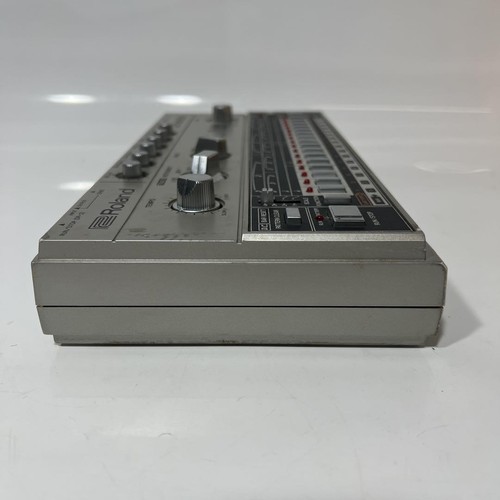 Roland TR-606 Drumatix Vintage Analog Drum Machine Computer from Japan - Picture 5 of 13