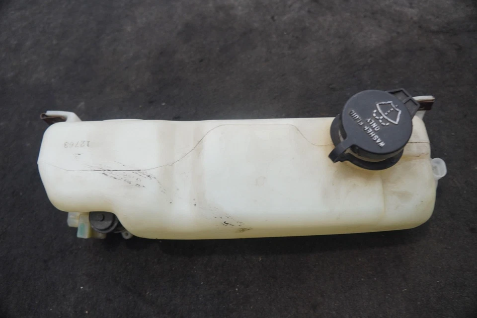 Depósito tanque botella lavadora parabrisas 4815766 Chrysler Plymouth Prowler 00-02 Foto 2 de 4