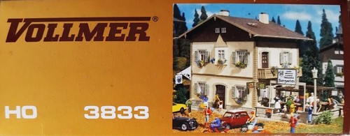 VOLLMER 3833 Kit Ristorante con giardino - scala H0 | Zustand: Nuovo