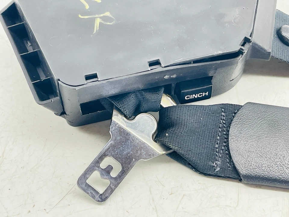 Chevrolet Corvette C4 1991-1996 cupé cinturón de seguridad delantero derecho retractor OEM Foto 3 de 4