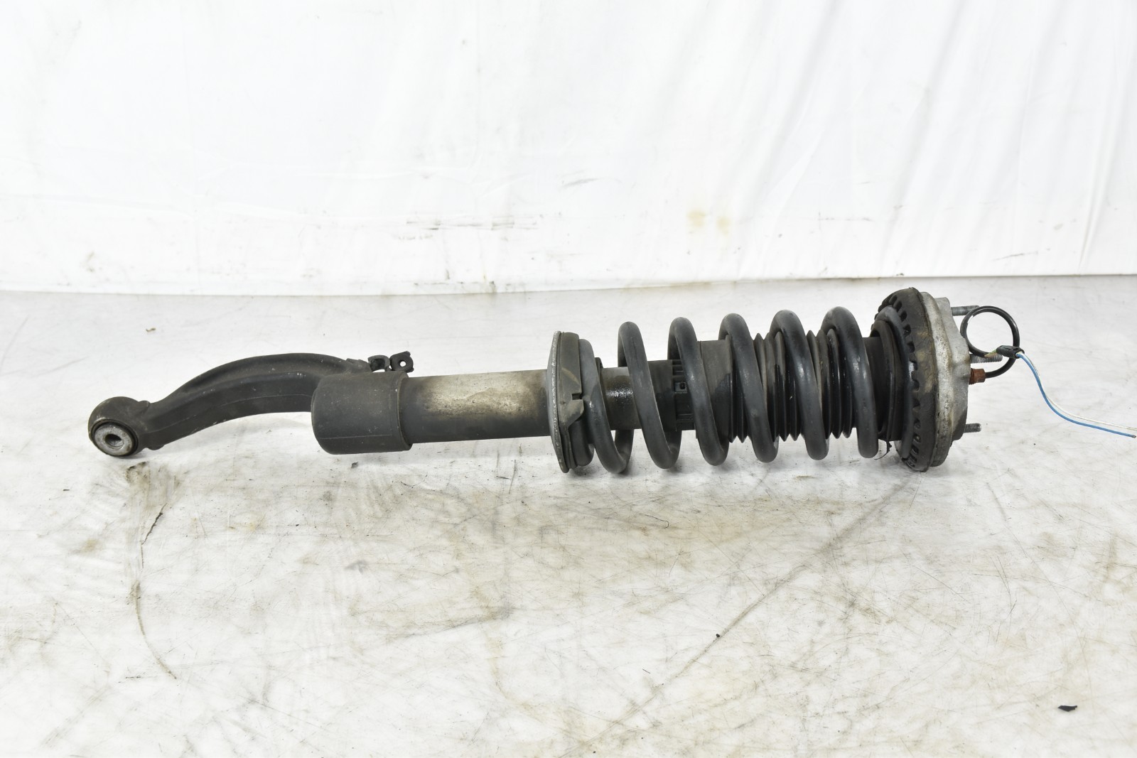 Maserati Quattroporte 2014-2023 Front Left Strut assembly P/N 06700071400