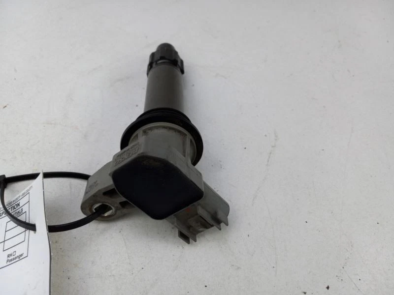 Bobina de encendido Cadillac CTS 2008-2018 Foto 3 de 4