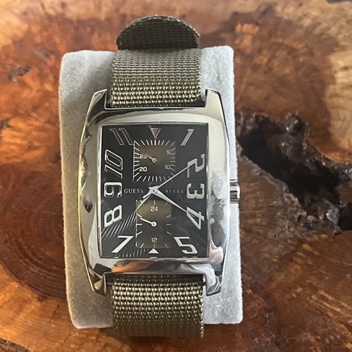 Guess Watch Mens Model G85745G New Battery - Very Nice! - Picture 4 of 14