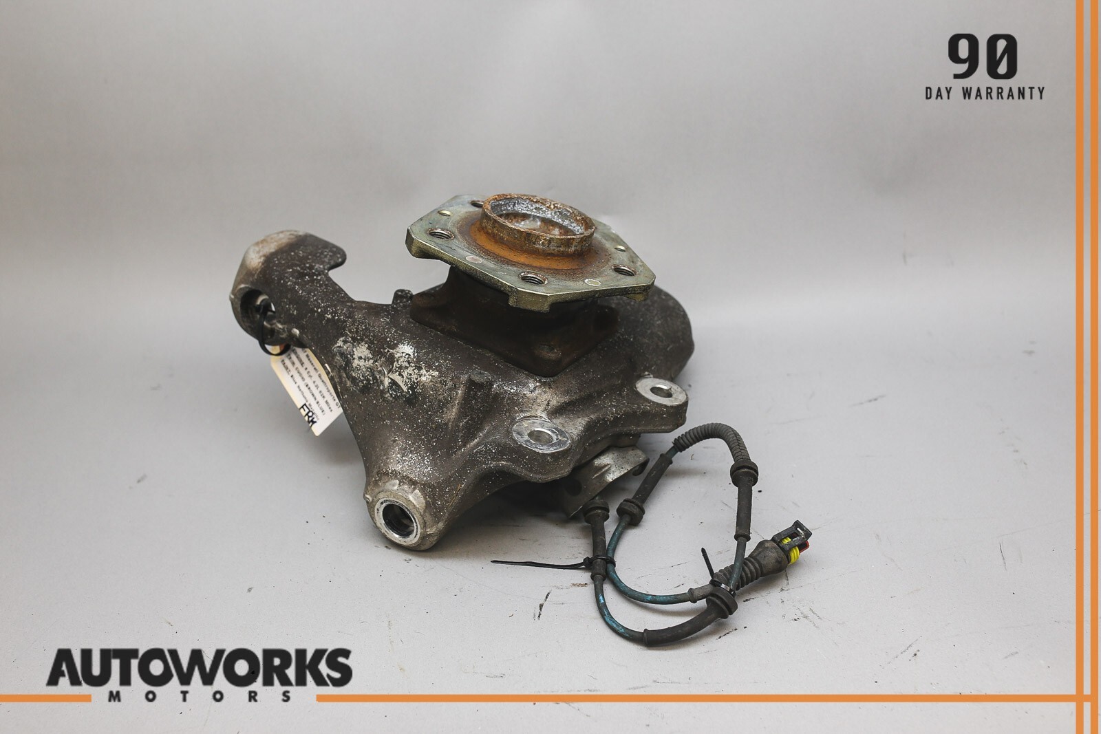 03-08 Maserati Quattroporte M139 Front Right Spindle Knuckle Carrier w/ Hub OEM