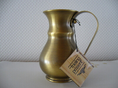 Krug aus Messing, Messingkrug, Blumenvase