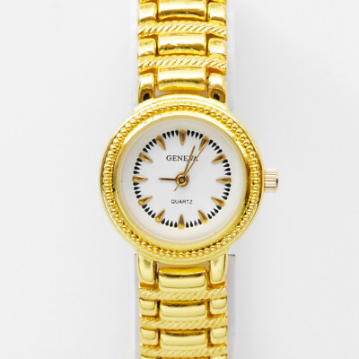 WOMANS WATCH BY GENEVA GOLD CASE AND MATCHING STRAP QUARTZ WHITE