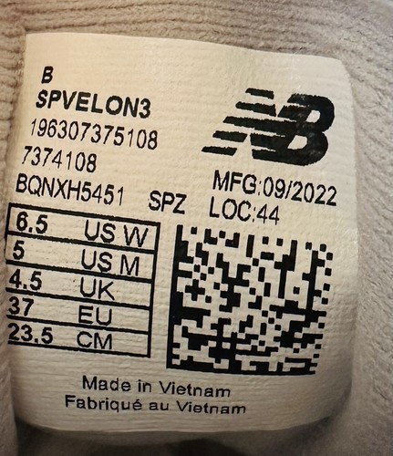 New Balance Fresh Foam Velo Women Molded Softball Cleats Sz6.5BNavy pitching toe - Picture 9 of 10