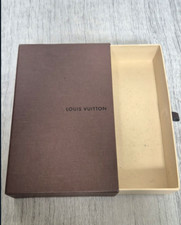 Boîte Louis Vuitton vide rangement foulard maroquinerie luxe original état