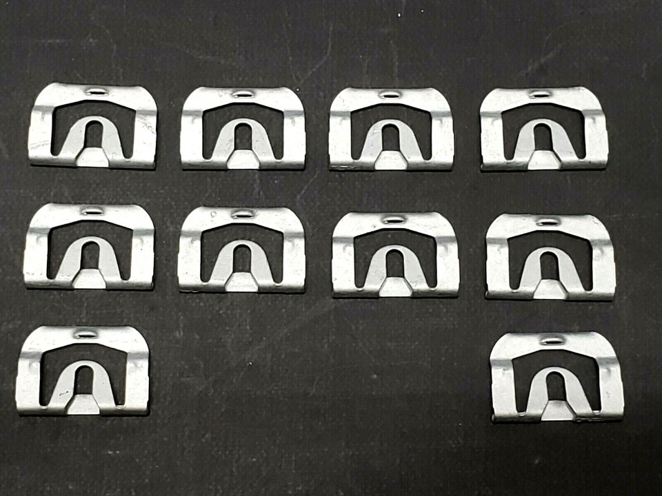 Front Heckscheibe Clips 64-86 GM Front Windshield Rear Window Reveal Trim Clips 10pc - Für Scheibenleisten, Silber, Aus USA Scheibenleisten Clips