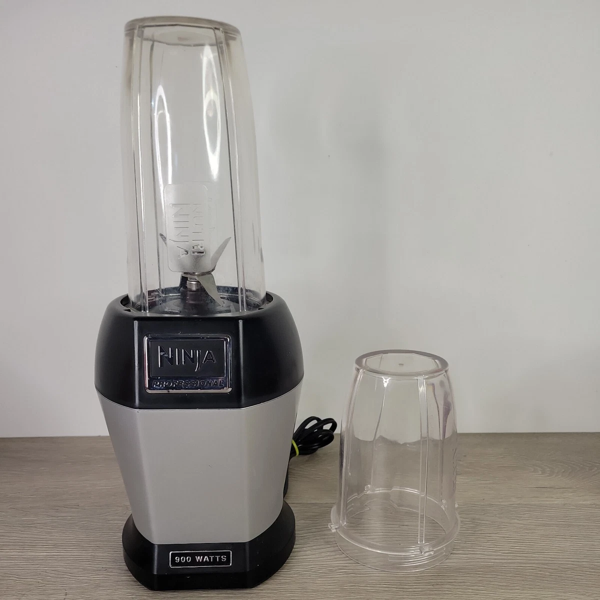 Ninja BL450 Professional Nutrition Extraction Blender 900 Watts