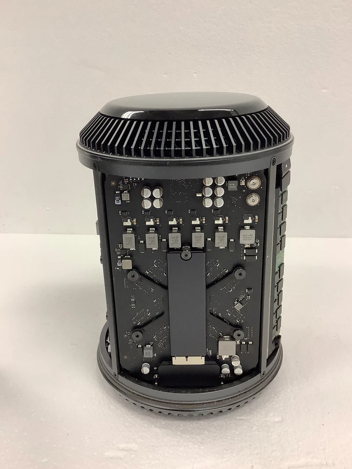 APPLE Mac Pro A1481 Intel Xeon E5 3.7Ghz Computer w/256SSD HD, 32GB Ram, WORKS - Image 4 of 4