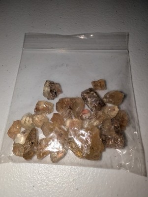 Premium Oregon Sunstone Rough   268.30 ct   Copper Schiller & Red Core Color Lot