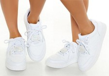 Size 10 - Sanrio HeLLO KiTTY x FoReVeR 21 Whi...