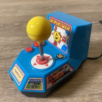 JAKKS Pacific Ms. Pac-Man Plug & Play TV Games Console Namco Arcade Joystick