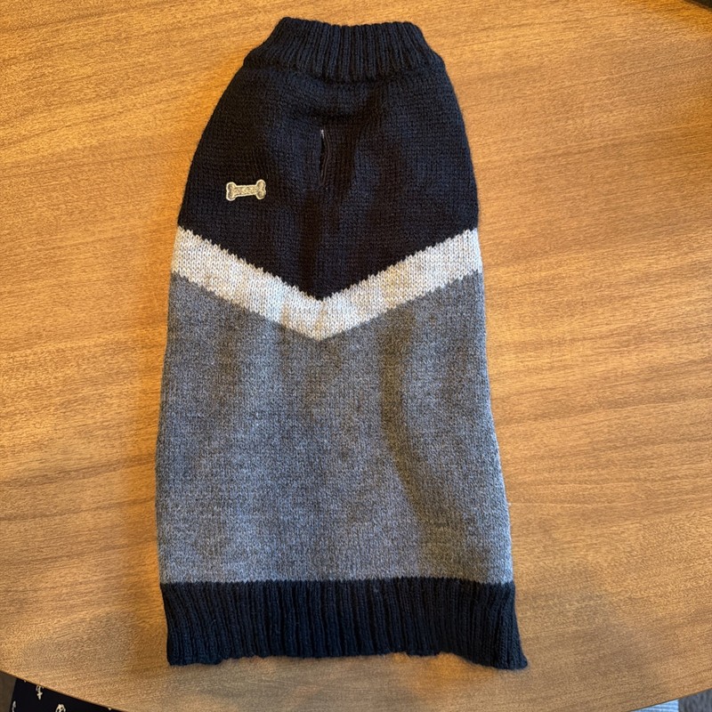 Frisco Marbled Sweater for Dog Small Black & Gray Bone Pup Leash Spot