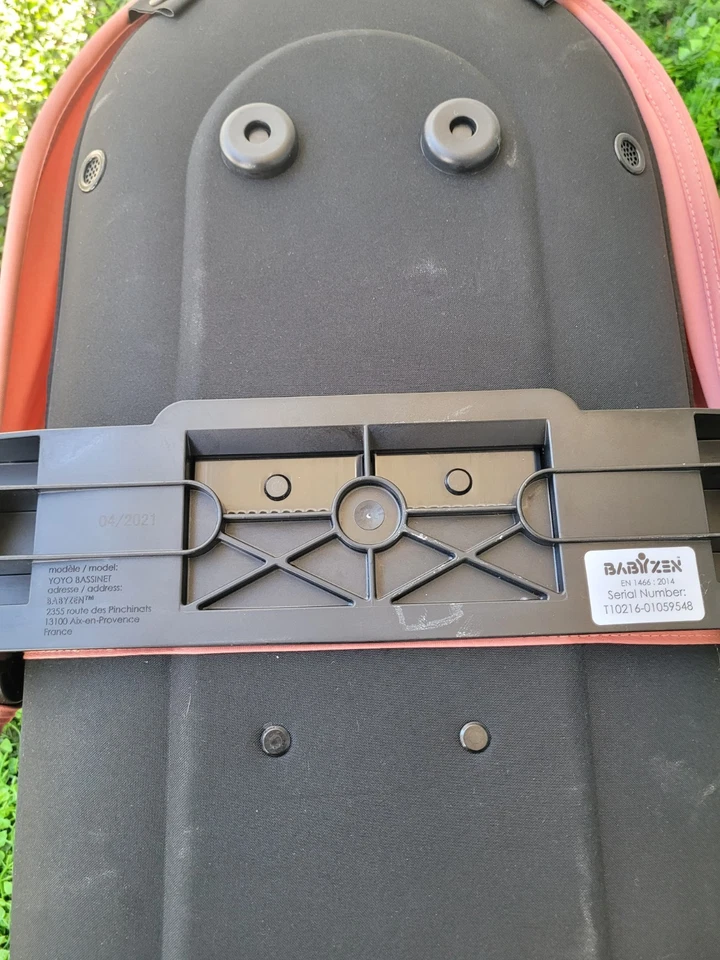 Berço BabyZen Yoyo USADO bom estado sem adaptadores - Imagem 4 de 4