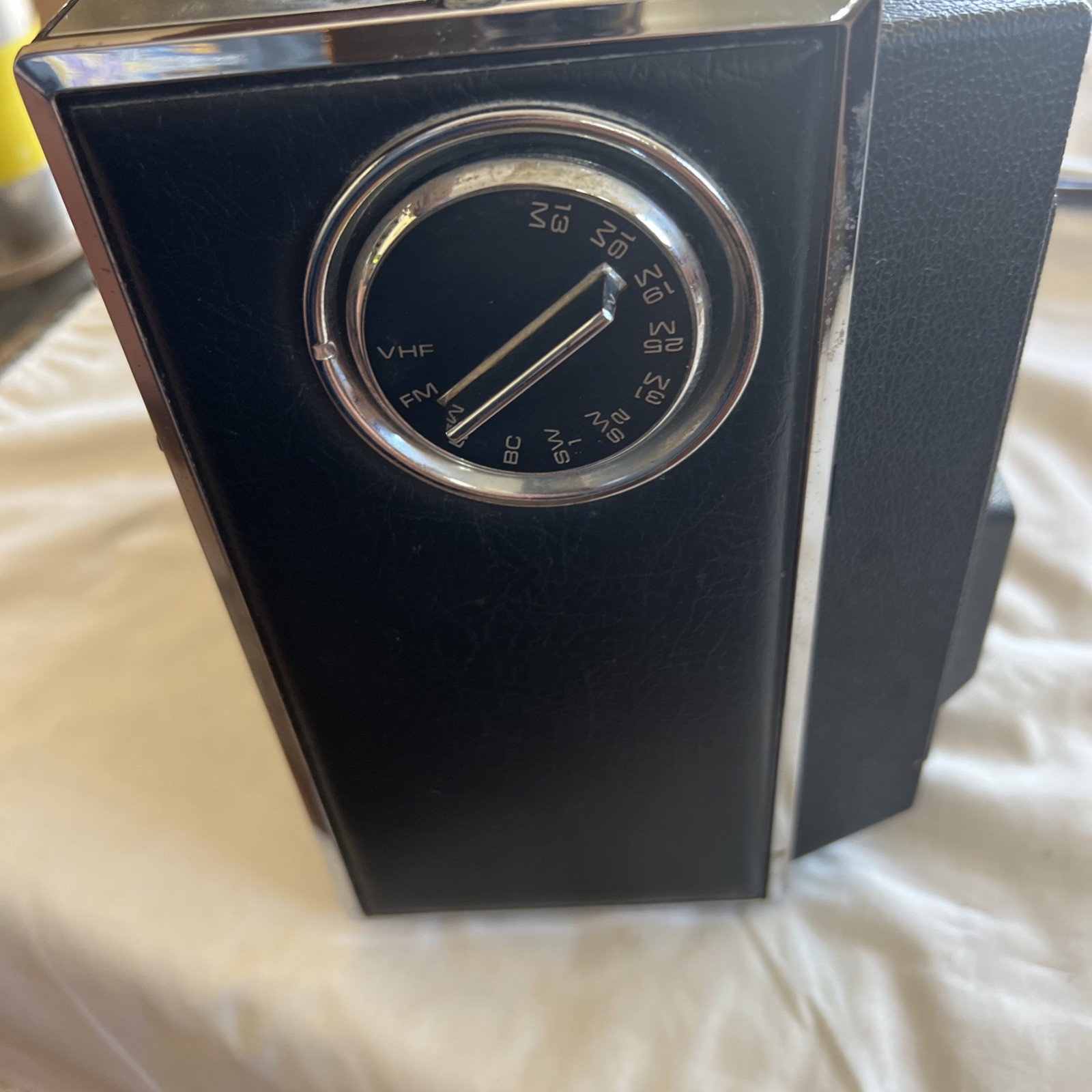 Zenith Transoceanic MultiBand Royal Model D7000Y Radio SEE DESCRIPTION!!!