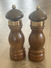 Vintage Wooden Walnut Brass Tall Salt Shaker Peppermill William Bounds