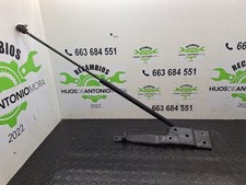 Calandre Volvo 460