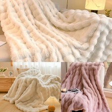 860 GSM Large Fluffy Fuzzy Furry Soft Faux Fur Throw Blanket for Couch Bed Sofa
