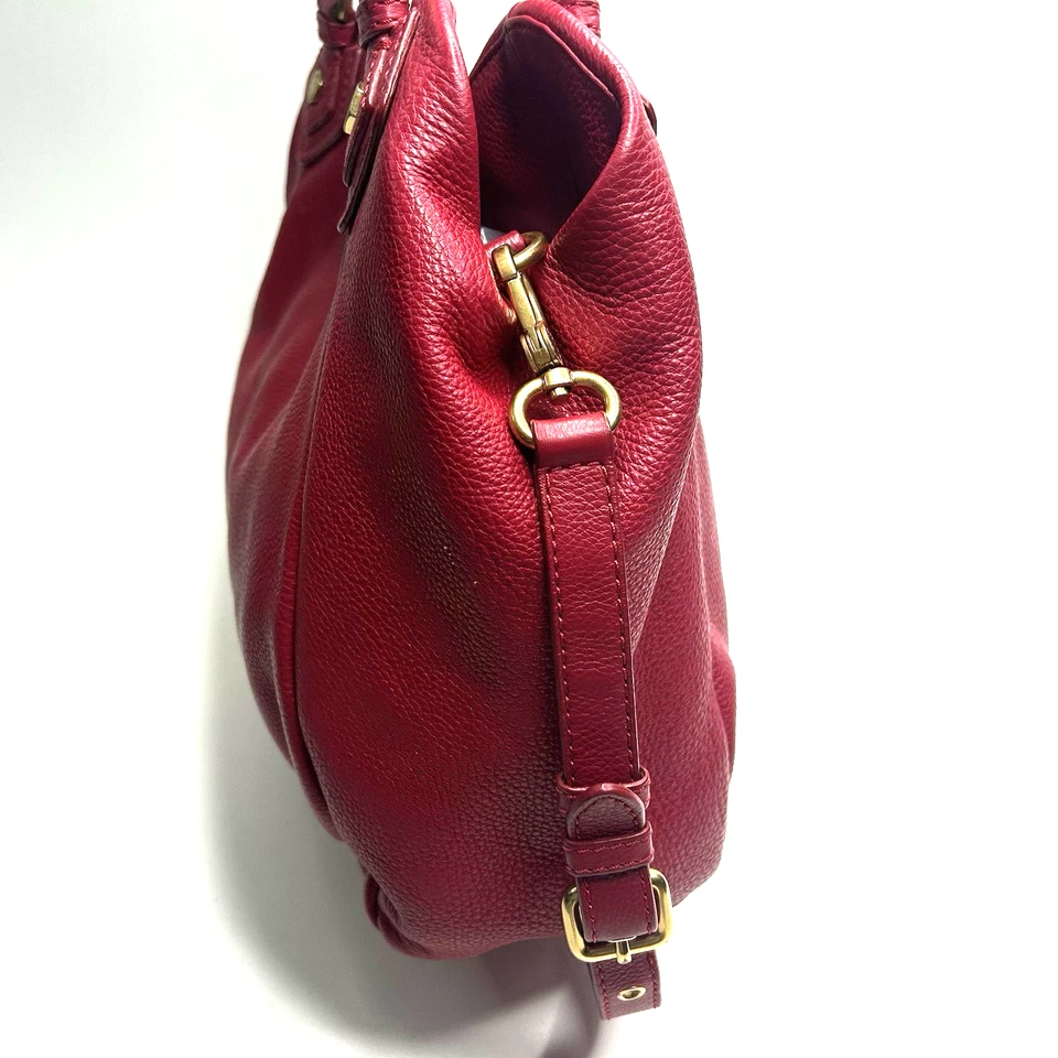 MARC by MARC JACOBS Classic Q Fran Leather Purse Red Leather Gold Hardware - Image 4 of 4